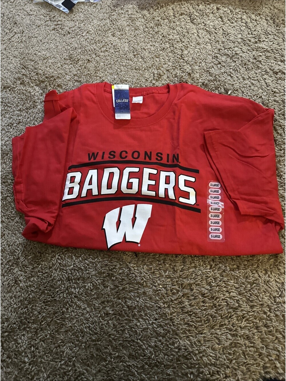 Red, X-Large, Wisconsin Badgers long-sleeved t-shirt